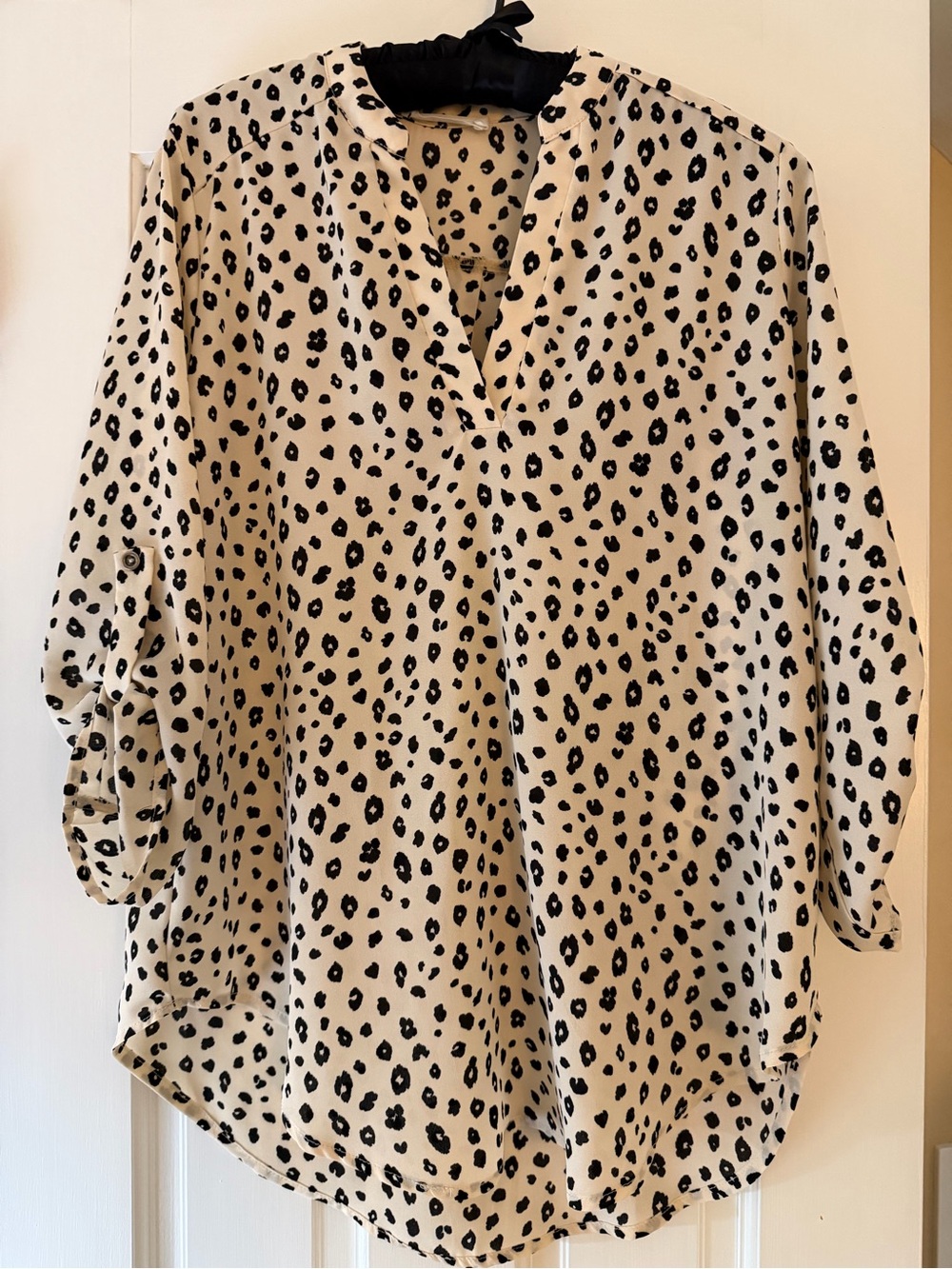 LUSH Cream Leopard-Print V-Neck Blouse -S